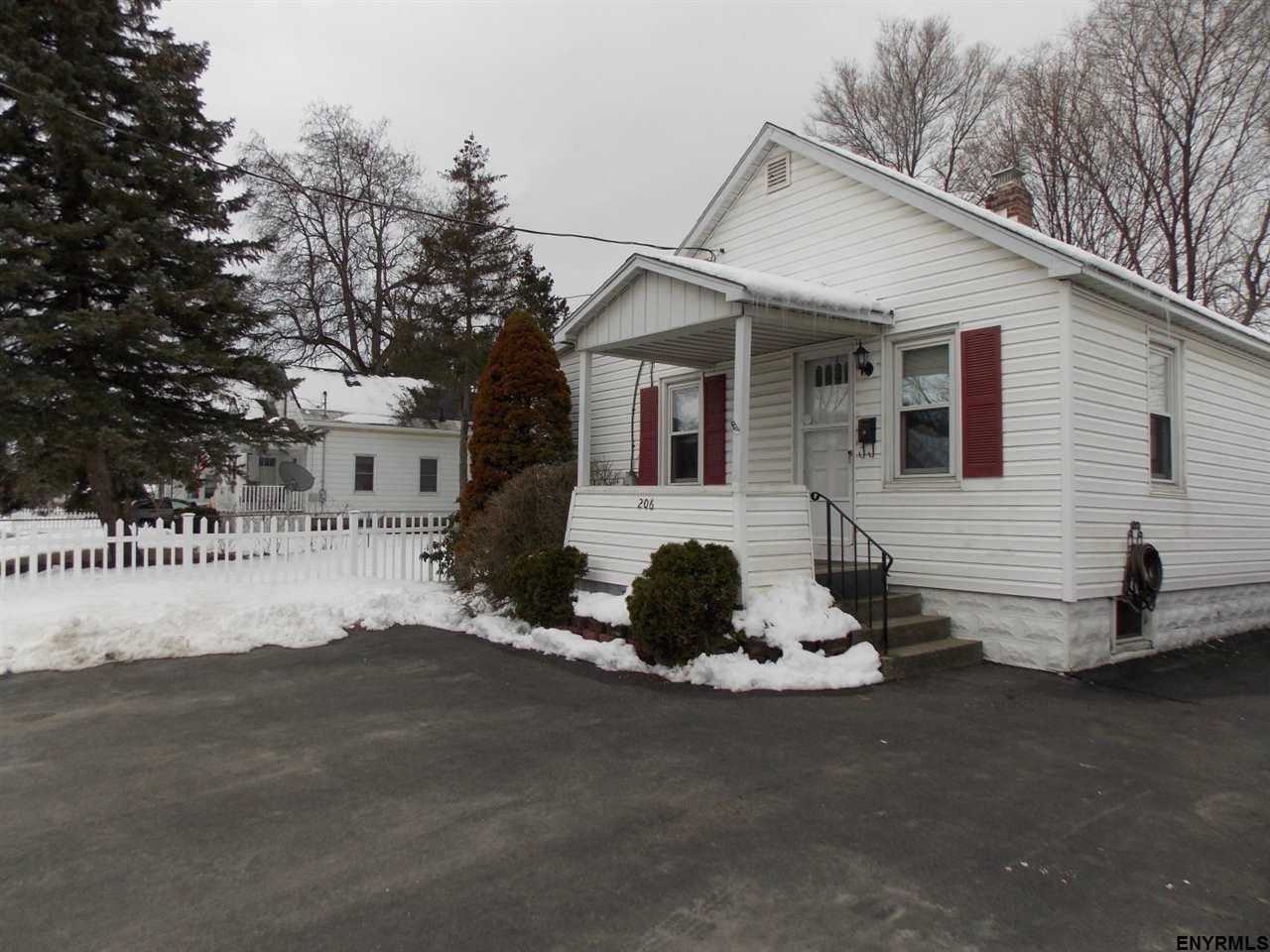 206 Stoodley Pl - Photo 2 of 19