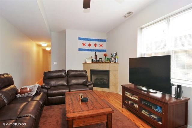 3124 W Cullom Ave #2 - Photo 2 of 10