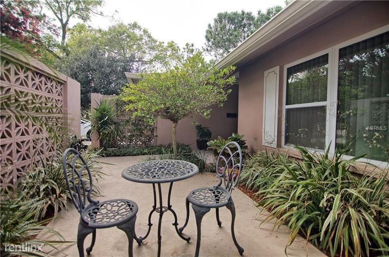 1253 86th Ave N - Photo 3 of 23