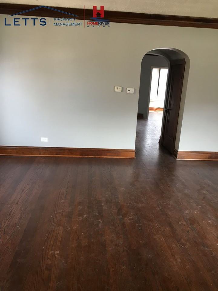 1037 23rd Ave - Photo 3 of 19