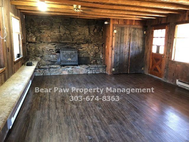 9772 S Hilldale Dr - Photo 3 of 8