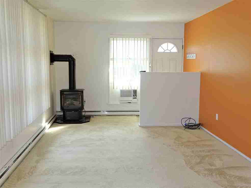 11 Holly Dr #a - Photo 2 of 15
