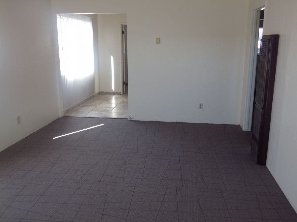 555a Sonoma Ave - Photo 3 of 11