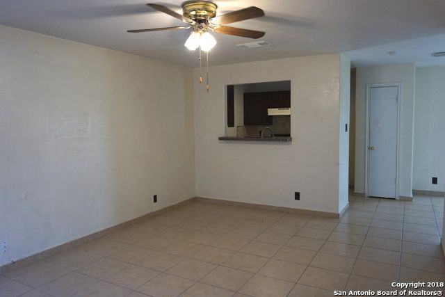 3527 Candlehead Ln - Photo 3 of 25