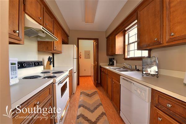 Woodshire Duplexes and Townhomes - Photo 3 of 10