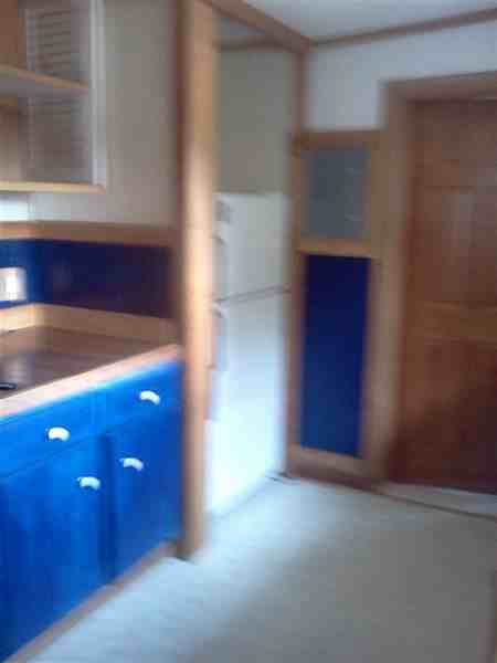 7010 Lake View Dr - Photo 2 of 8