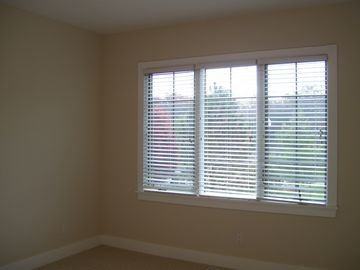 4703 Stiles Creek Ct NE - Photo 3 of 18