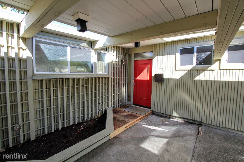 3773 Redwood Cir - Photo 2 of 14