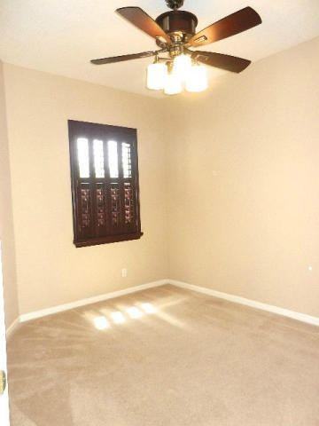 2931 Hope Valley St - Photo 2 of 10