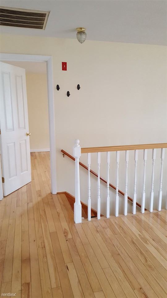 24 Joffre St - Photo 3 of 5