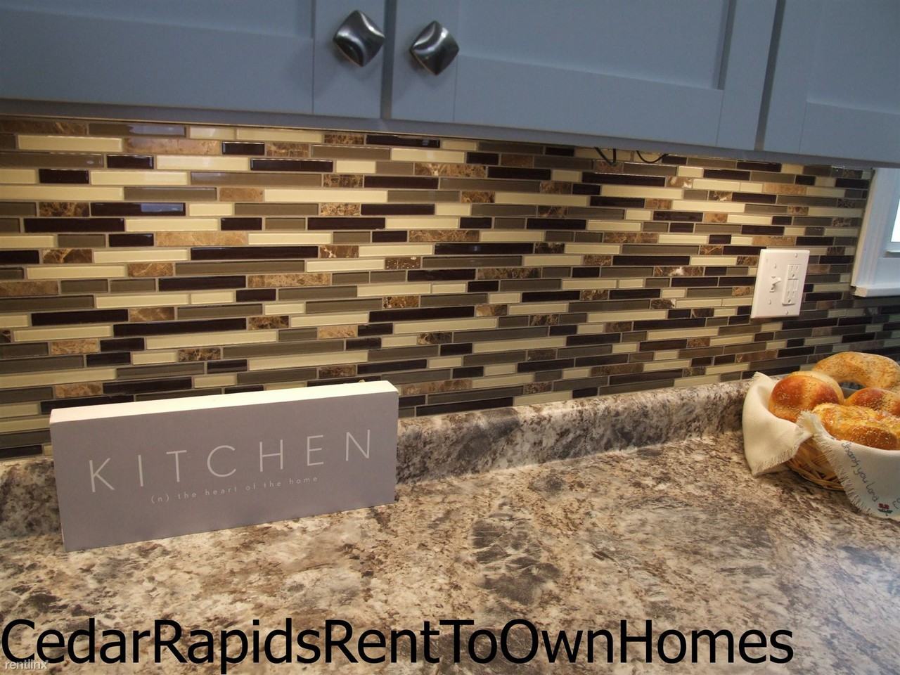 155 Lenora Dr NW - Photo 2 of 22