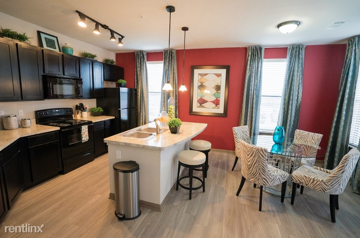 Katy Flewellen and Gaston Rd. - Photo 3 of 5