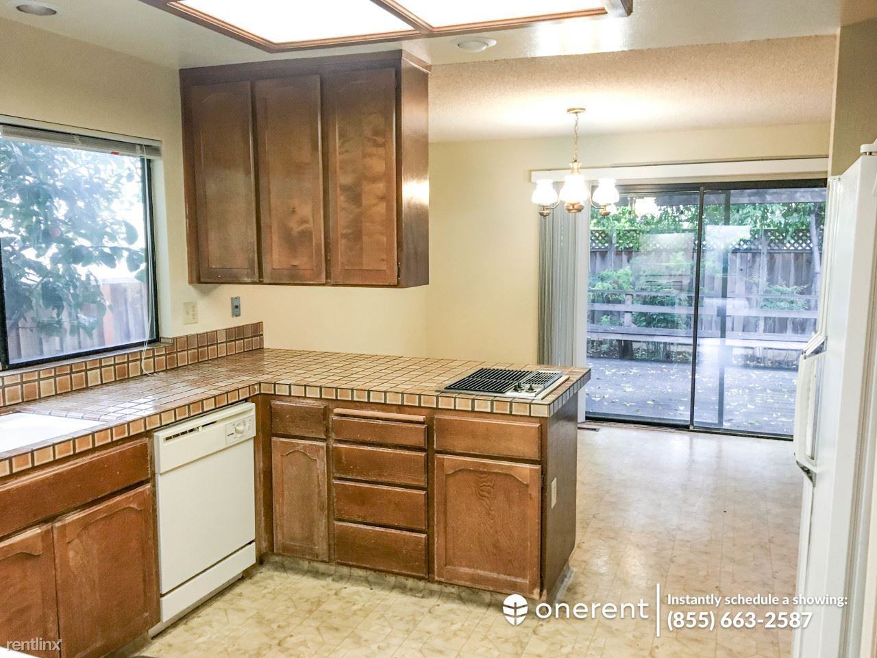 1195 Phelps Ave - Photo 2 of 36