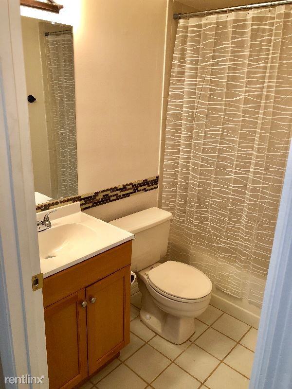 3057 Sir Hamilton Cir #8 - Photo 2 of 6