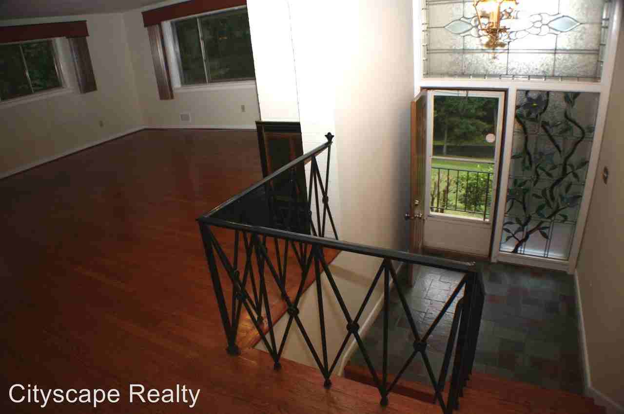 4248 Hickory Rd - Photo 3 of 27