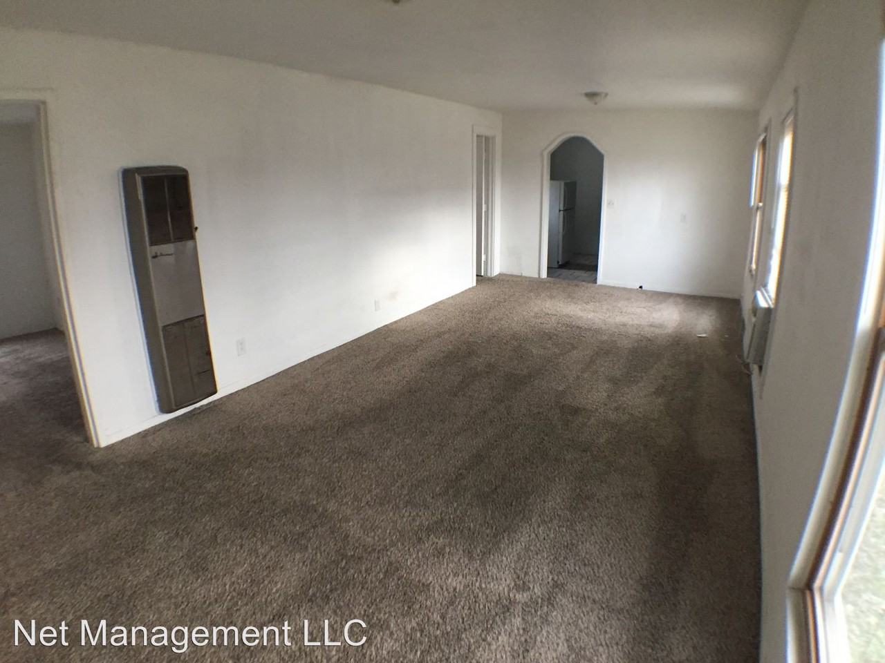 132 W Hayes St - Photo 2 of 7