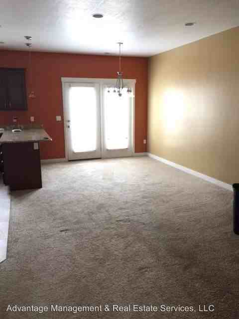 3803 Lilac Heights Dr - Photo 3 of 11