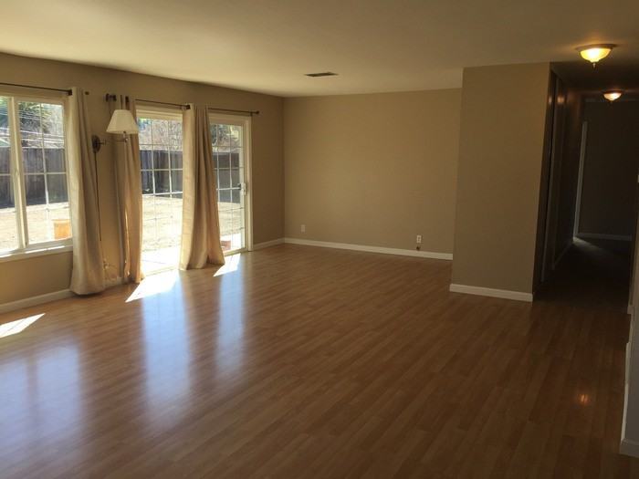 1283 Oregon Ct - Photo 3 of 15