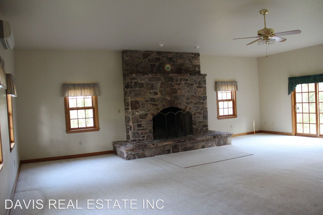 68 Wanner Ln - Photo 3 of 18