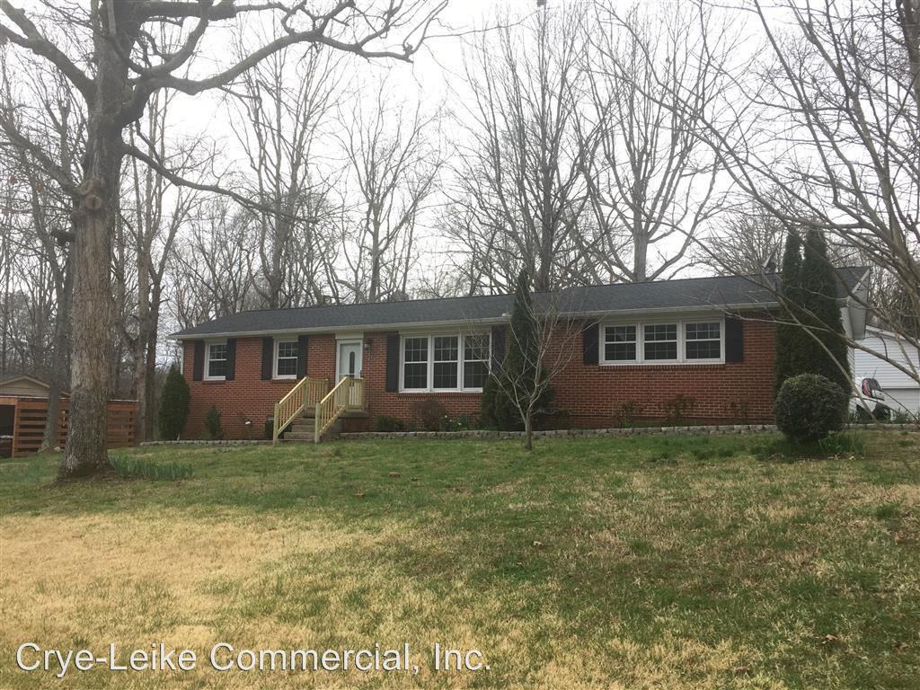 1011 Lone Pine Rd - Photo 2 of 19
