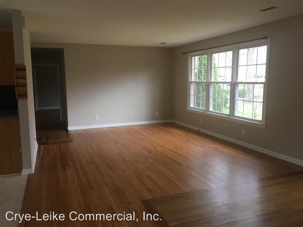 1011 Lone Pine Rd - Photo 3 of 19