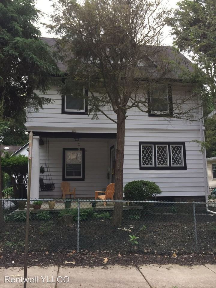 109 Petrie Ave - Photo 2 of 19