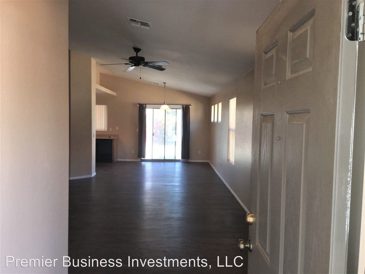 9505 W Williams St - Photo 3 of 28