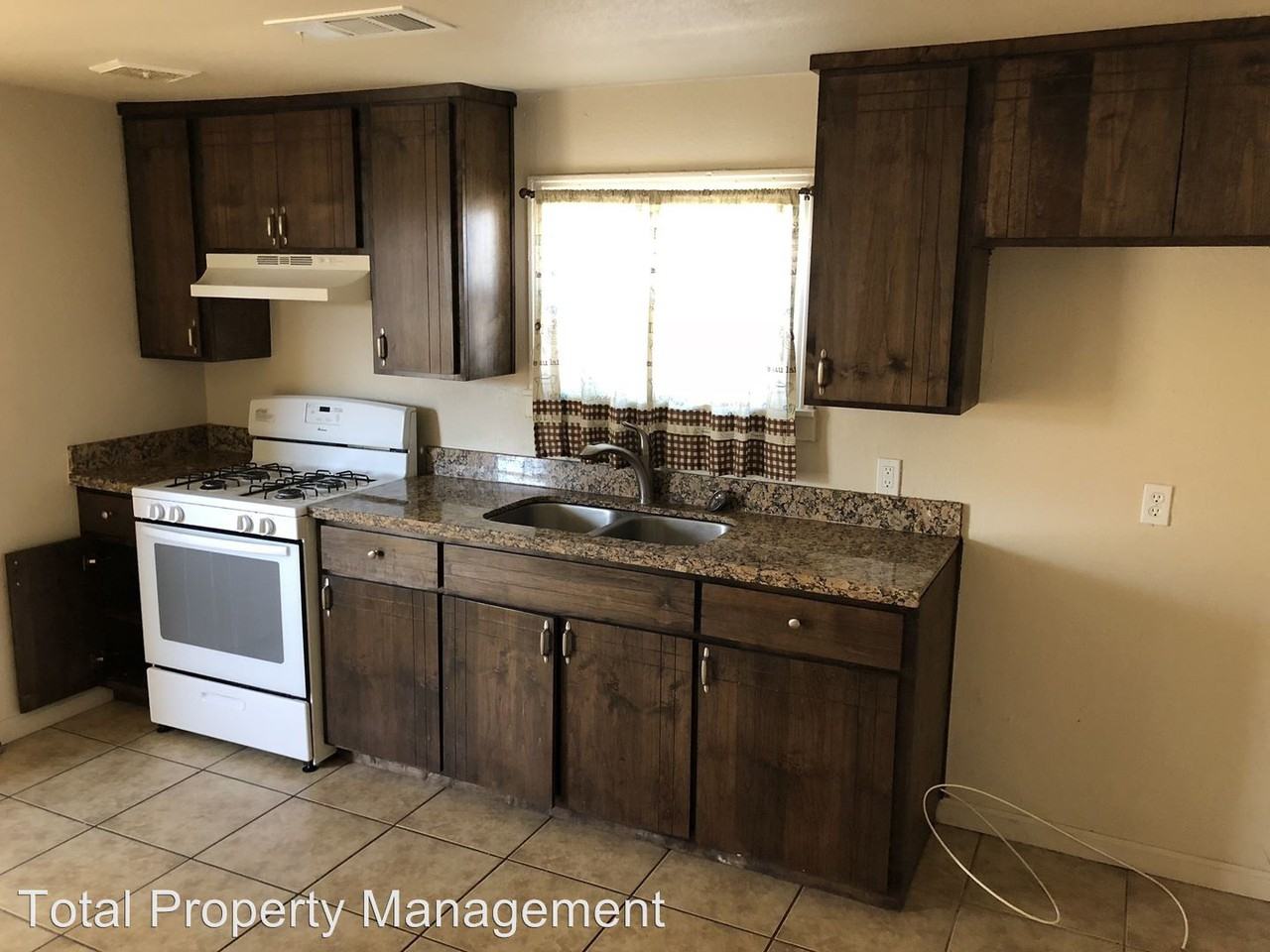 115 NW 5th Ave - Photo 2 of 13