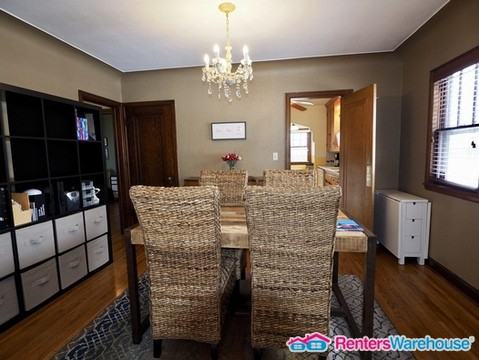 4200 Queen Ave N - Photo 3 of 16