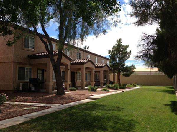 Corte Madera 102 799 3Bed Apartments 2528 Sierra Luna Ave, Las