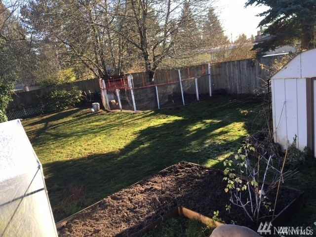11645 SE 164th St - Photo 2 of 2