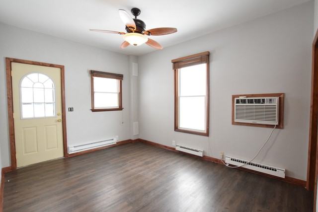 303 E Exchange St - Photo 2 of 17