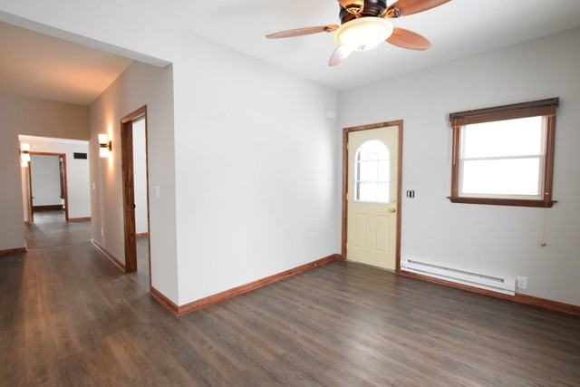 303 E Exchange St - Photo 3 of 17