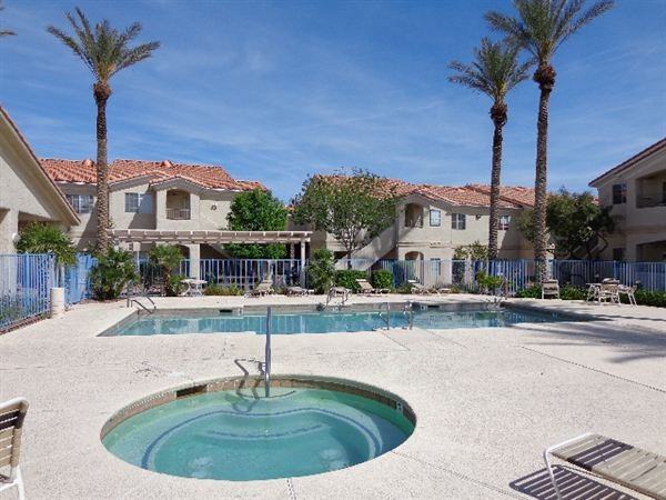 Villagio 1075 - $750 - 1Bed - Photo 2 of 3