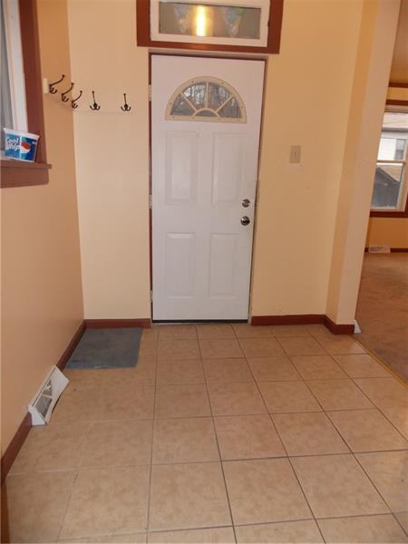 826 11th Ave - Photo 2 of 19
