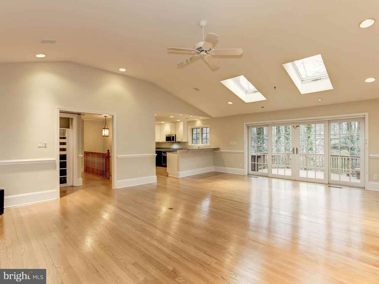 3411 Rusticway Ln - Photo 2 of 26