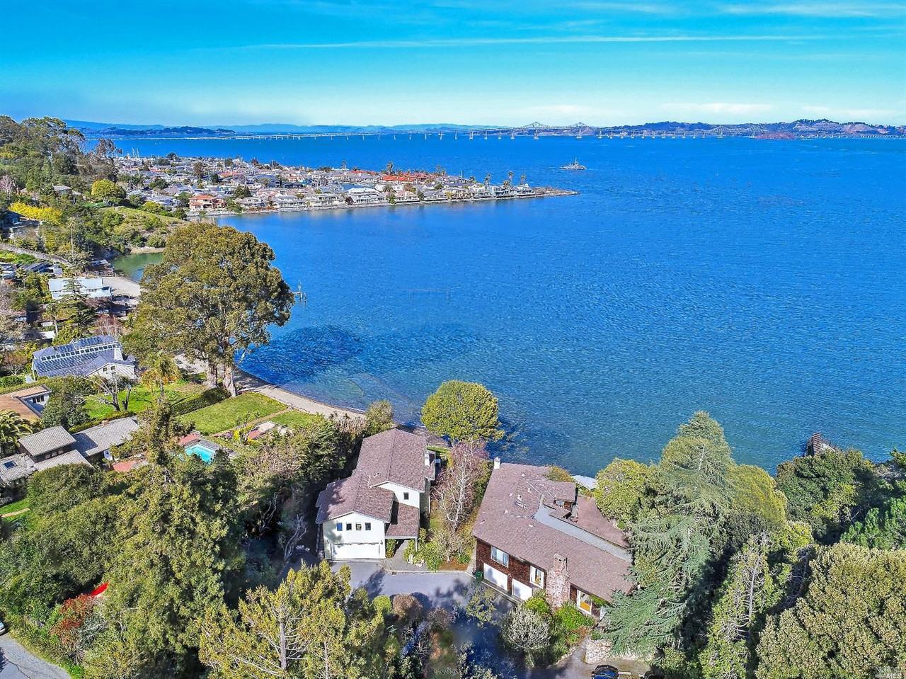 20 1/2 Old Landing Rd - Photo 3 of 17