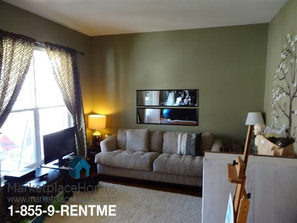 230 Glenwood Dr - Photo 2 of 13