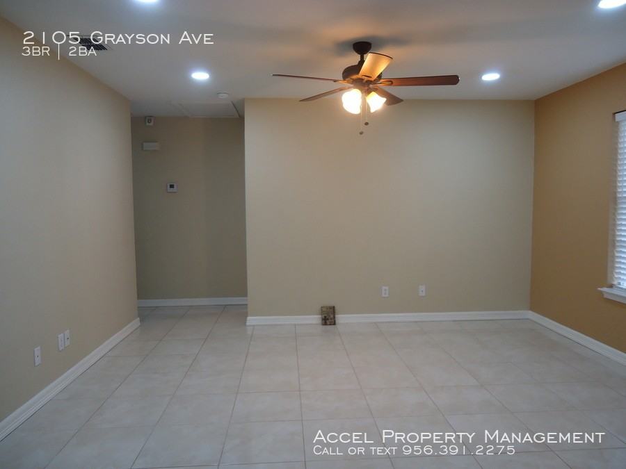 2105 Grayson Ave - Photo 2 of 11