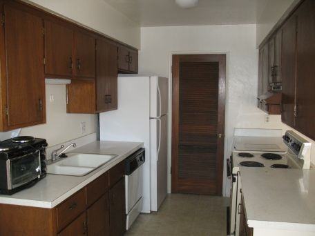 2468 E Mitchell St - Photo 2 of 6