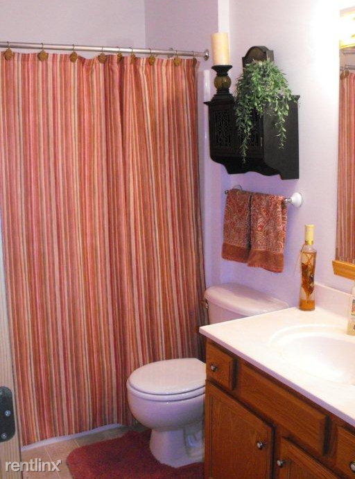 12866 Raymond Dr - Photo 3 of 14