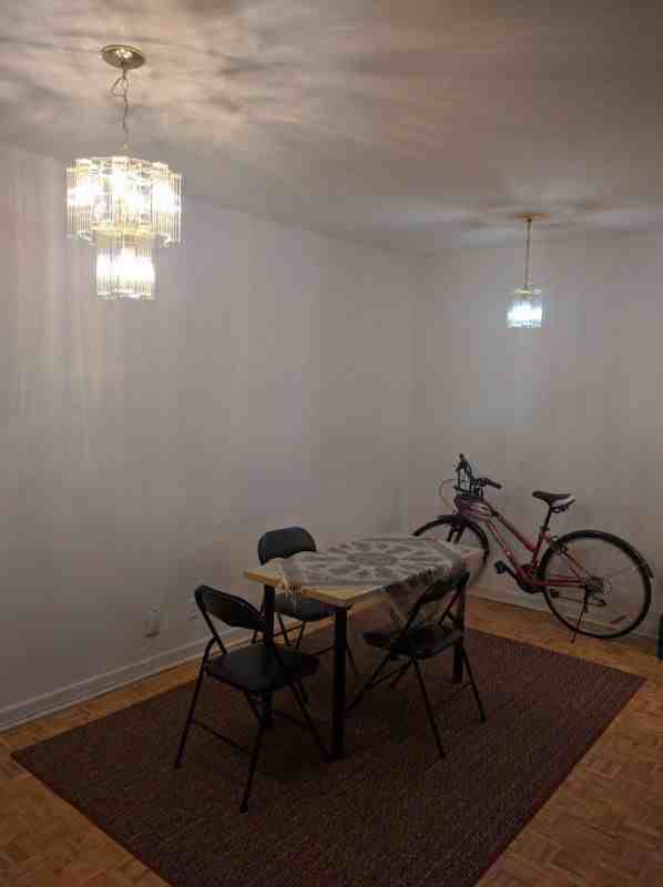 3250 Avenue Ellendale - Photo 3 of 6