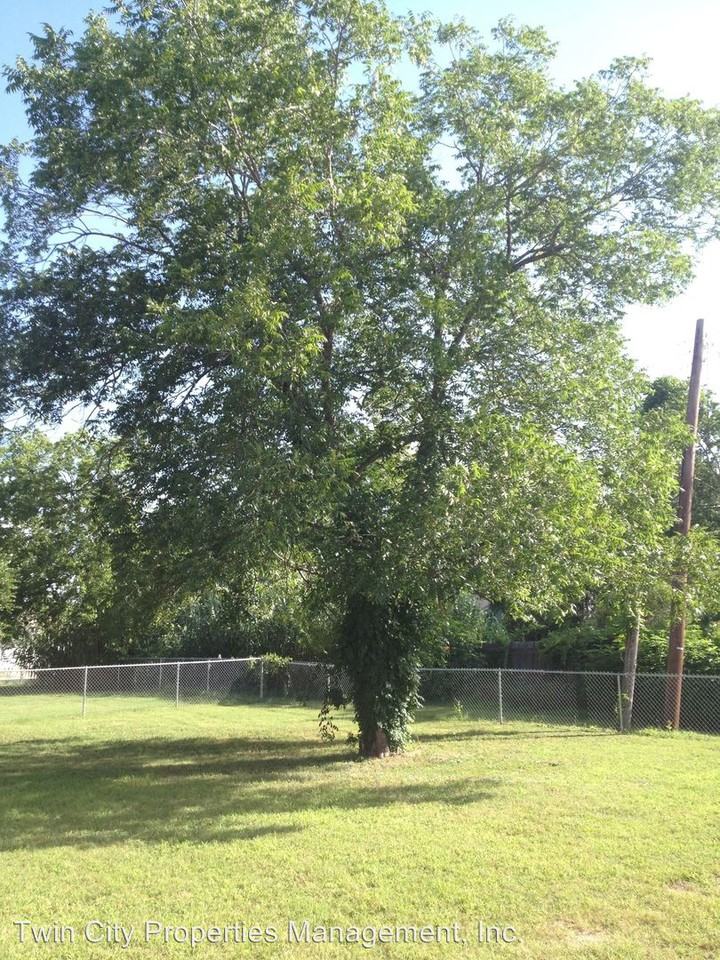 1803 S College Ave - Photo 2 of 13