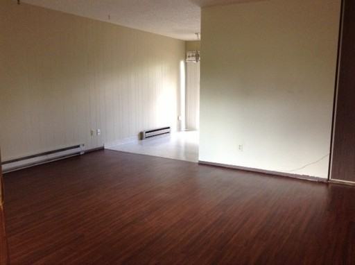 527 NE 63rd Ave - Photo 2 of 9