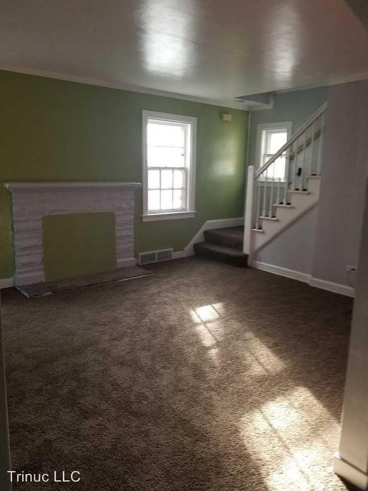 12532 S Throop St - Photo 2 of 11