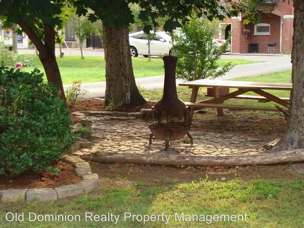 268 Main St - Photo 3 of 14