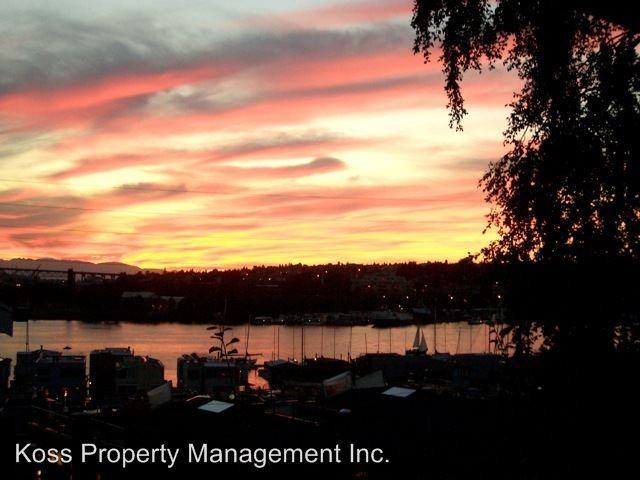 2613 Yale Terrace E - Photo 2 of 17