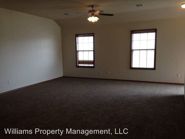 1407 A/B Par Road - Photo 3 of 9