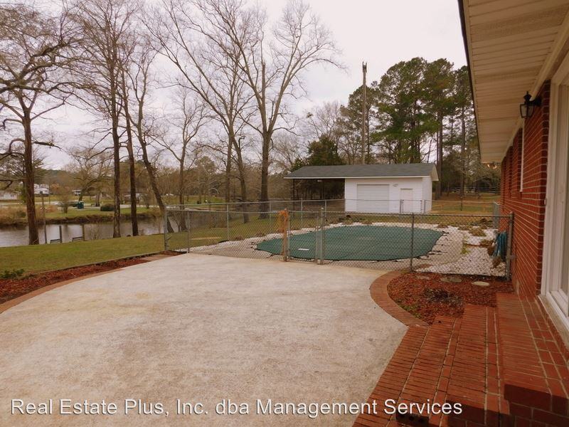 200 Trent Acres - Photo 3 of 41