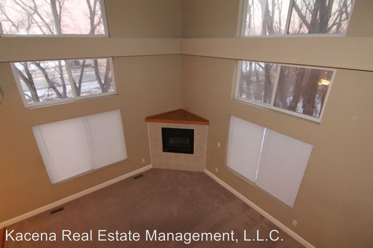 2105   14th St - Photo 2 of 34